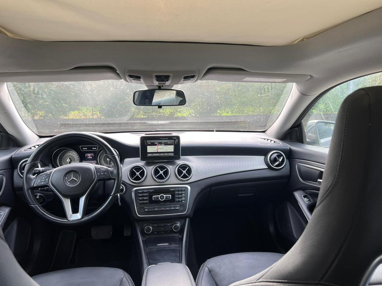 Mercedes-benz CLA 200 d Automatic Premium AMG