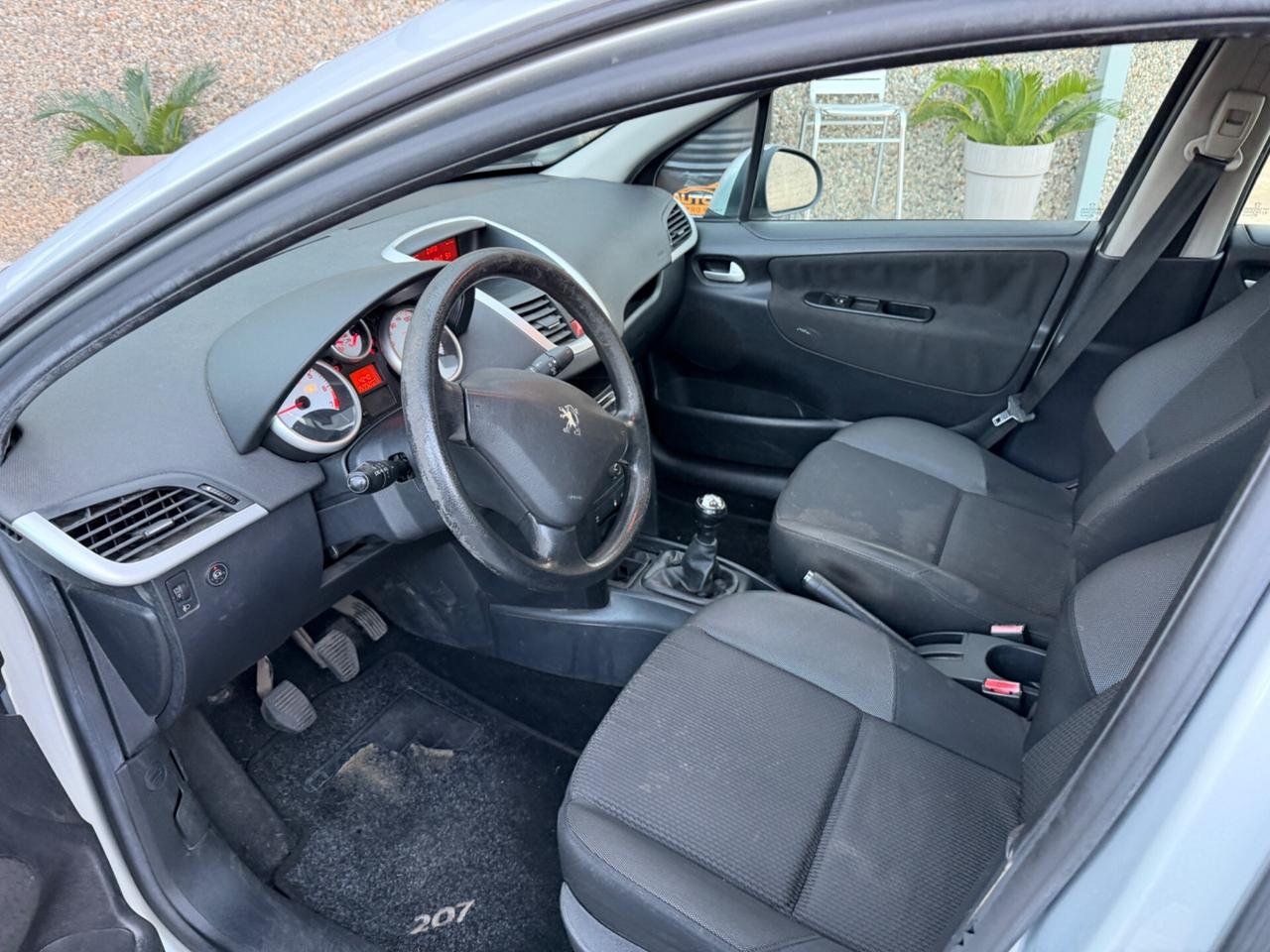 Peugeot 207 1.4 BENZINA Line ECO GPL 2030