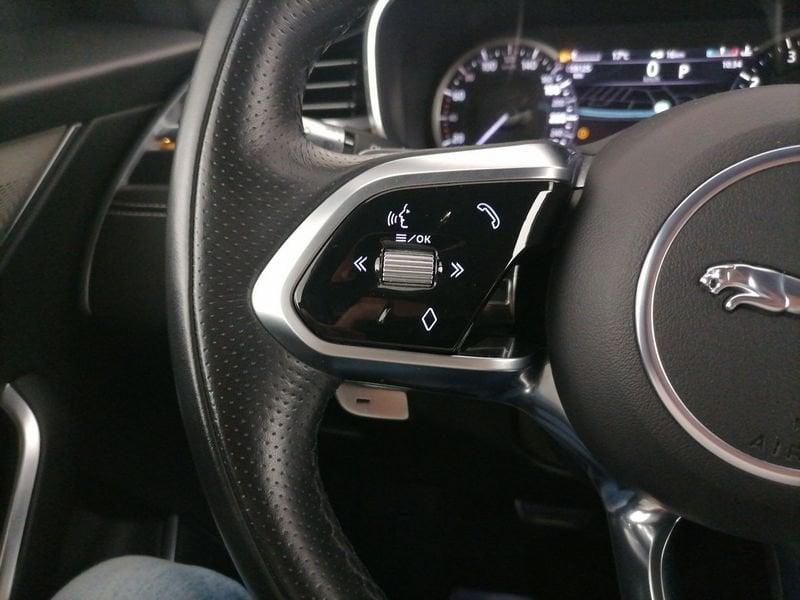 Jaguar F-Pace 2.0 i4 R-Dynamic Black awd 250cv auto