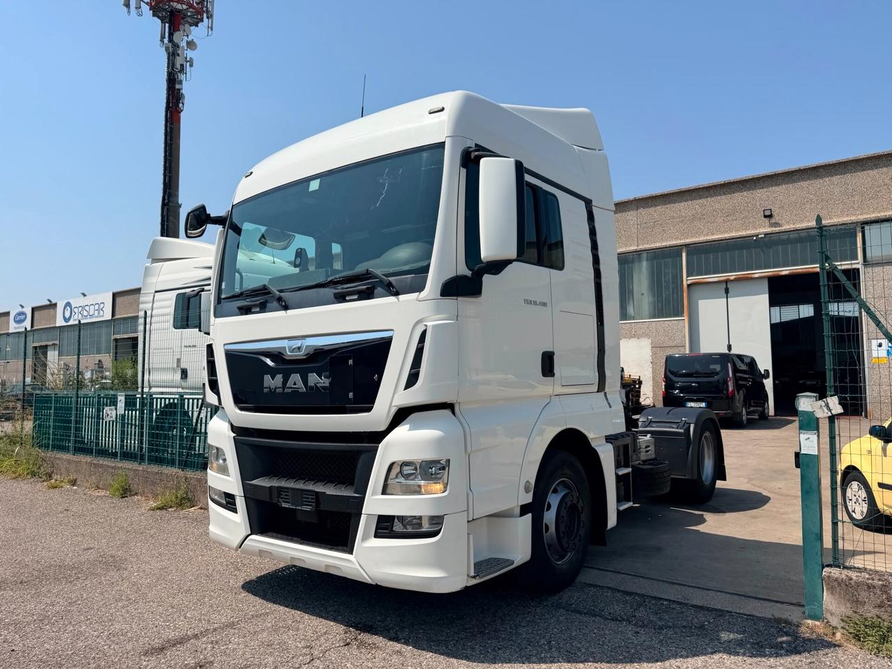 Man TGX 18.480 EURO 6 2017 in ADR completo