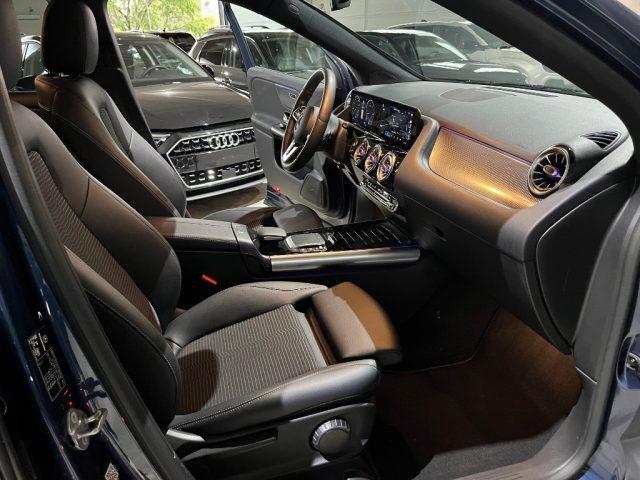 MERCEDES-BENZ GLA 200 d Automatic Sport Plus NAVI/LED MULTICOLORE/TELECA