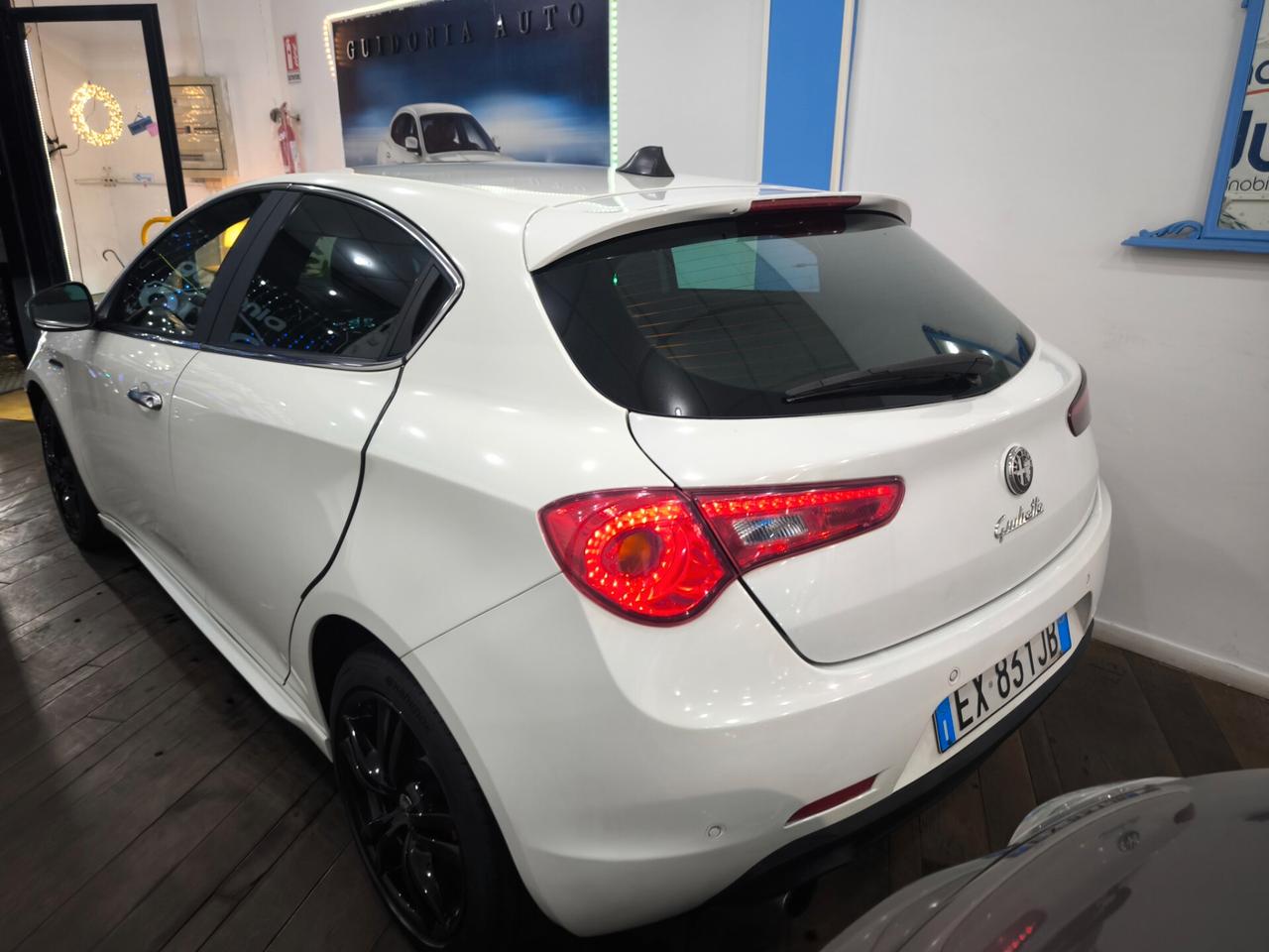 Alfa Romeo Giulietta 1.6 JTDm-2 105 CV Distinctive