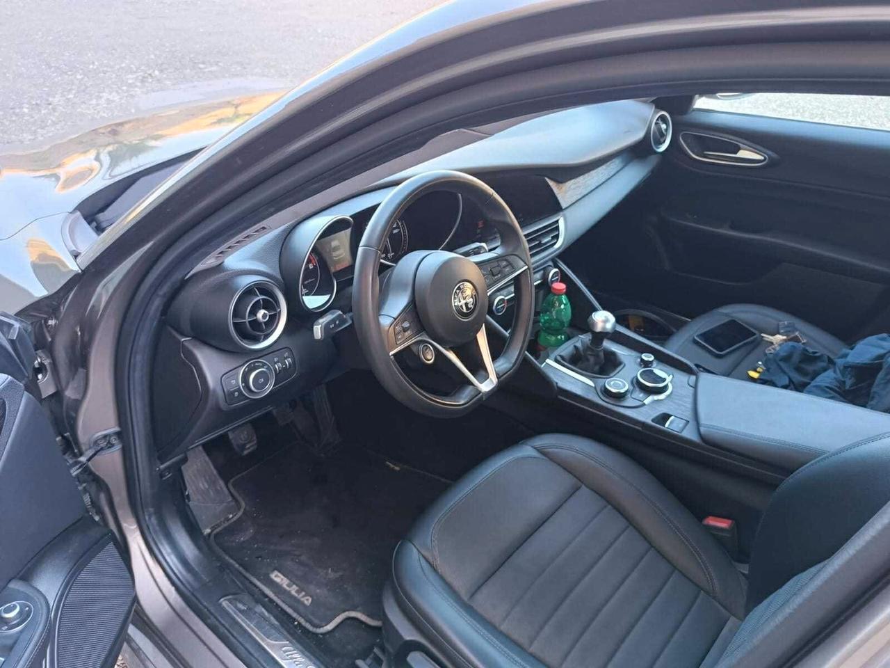 Alfa Romeo Giulia 2.2 Turbodiesel 160 CV Super