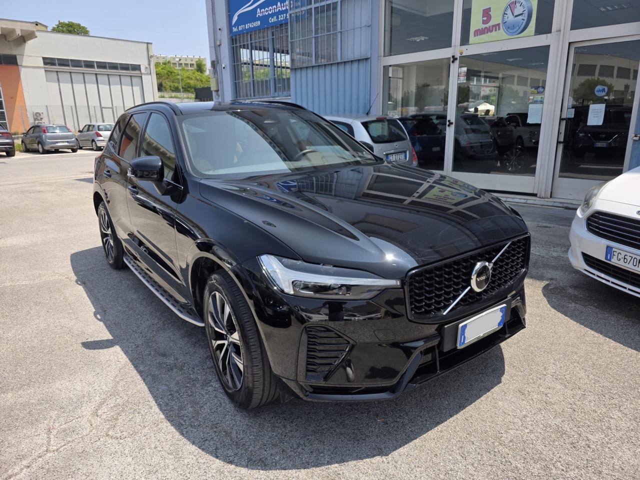 Volvo XC60 B4 2.0 hybrid 2023