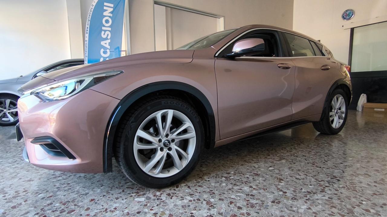 Infiniti Q30 1.5 diesel Business Executive