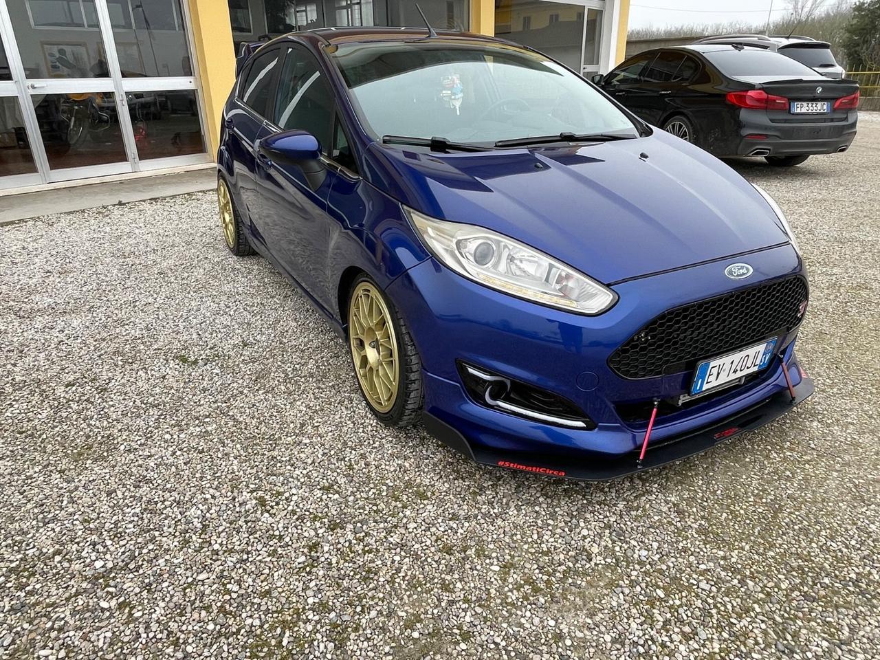 Ford Fiesta 1.5 TDCi 75CV 5 porte Titanium