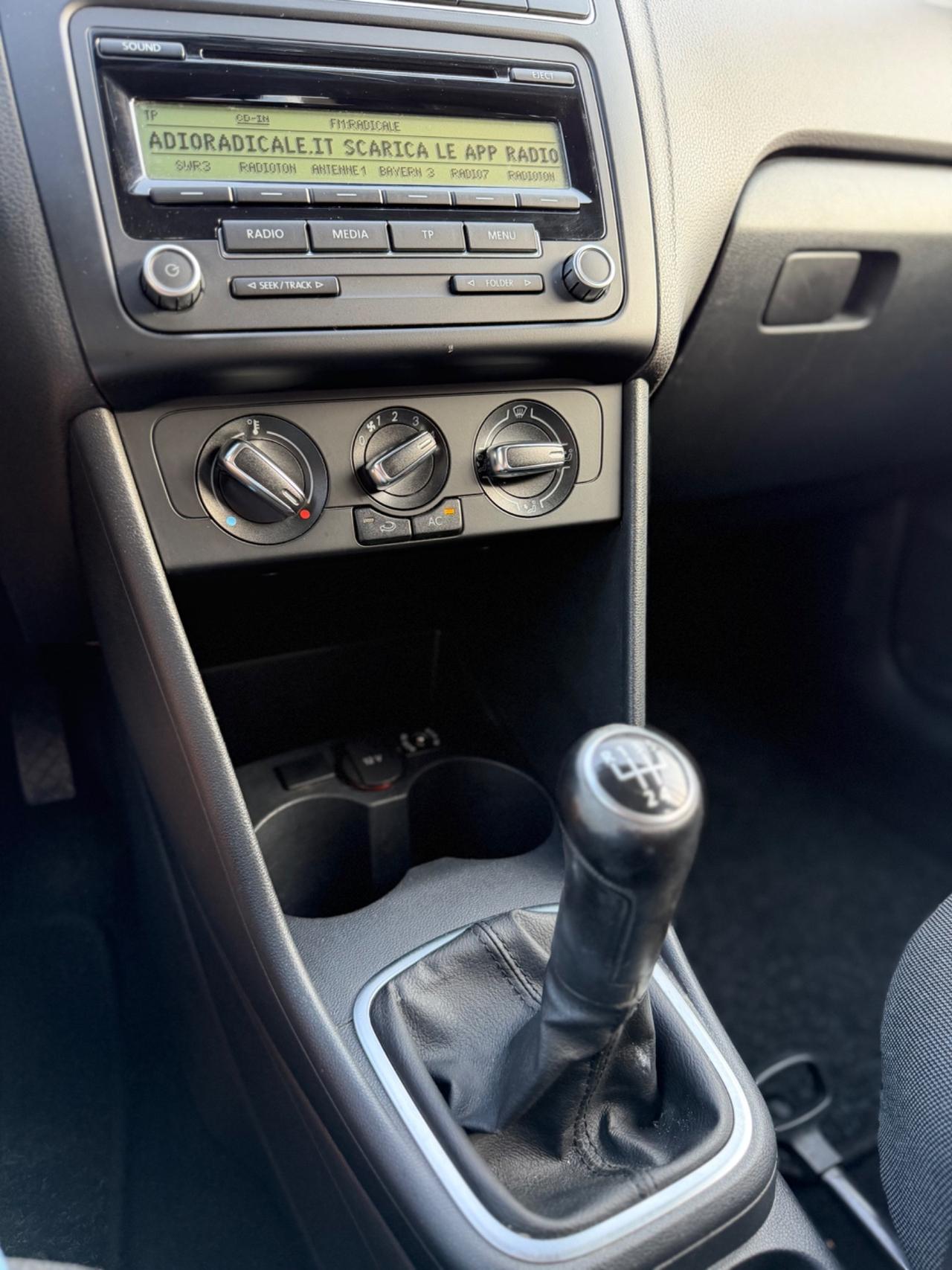 Volkswagen Polo 1.2 75 cvTDI-2011/CLIMA