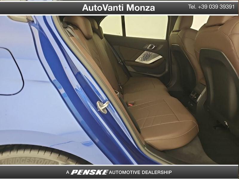 BMW Serie 1 123 xdrive 48V MSport auto + KIT PNEUMATICI E CERCHI INVERNALI