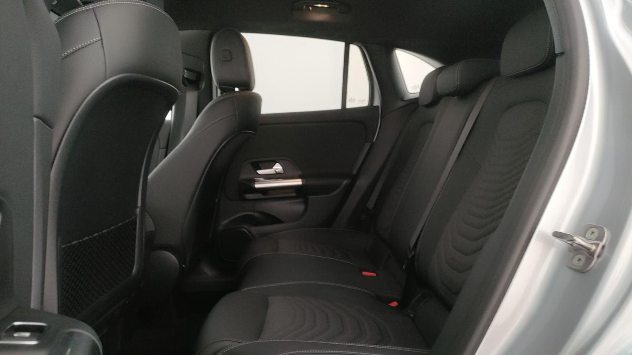 Mercedes-Benz GLA-H247 2023 - GLA 180 d Progressive Advanced Plus auto