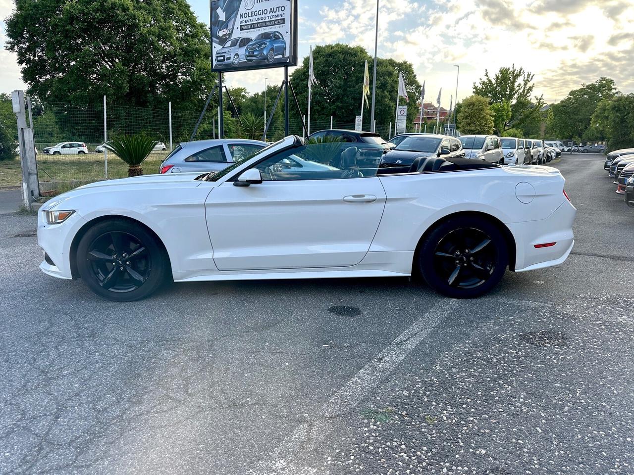 Ford Mustang Convertible 2.3 EcoBoost aut Gear Box