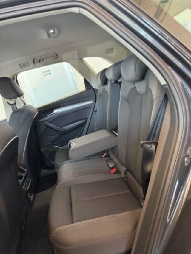 AUDI Q5 2.0 TDI quattro S tronic //SERVICE//