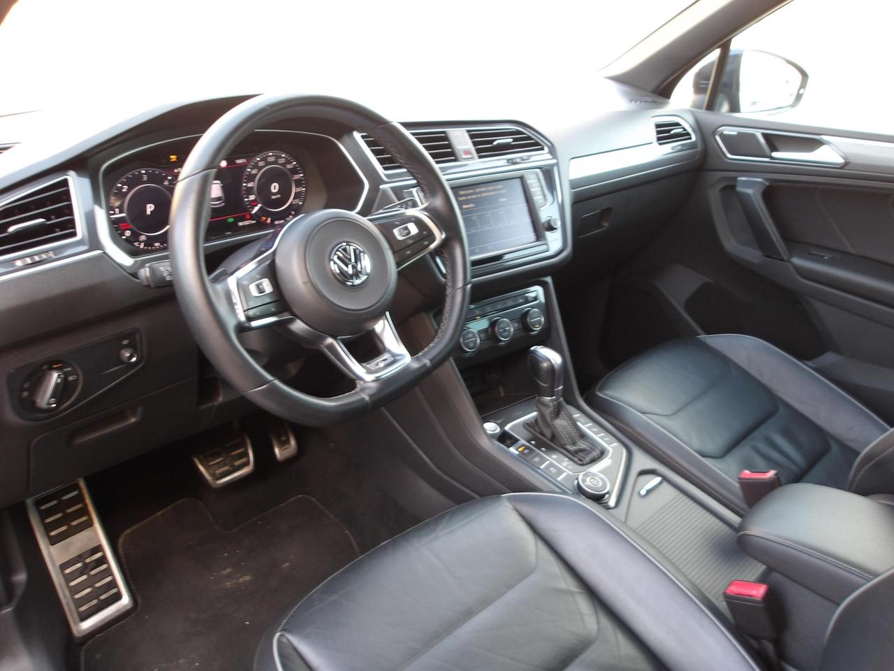 Volkswagen Tiguan 2.0 bitdi Executive R-Line 4motion 240cv dsg