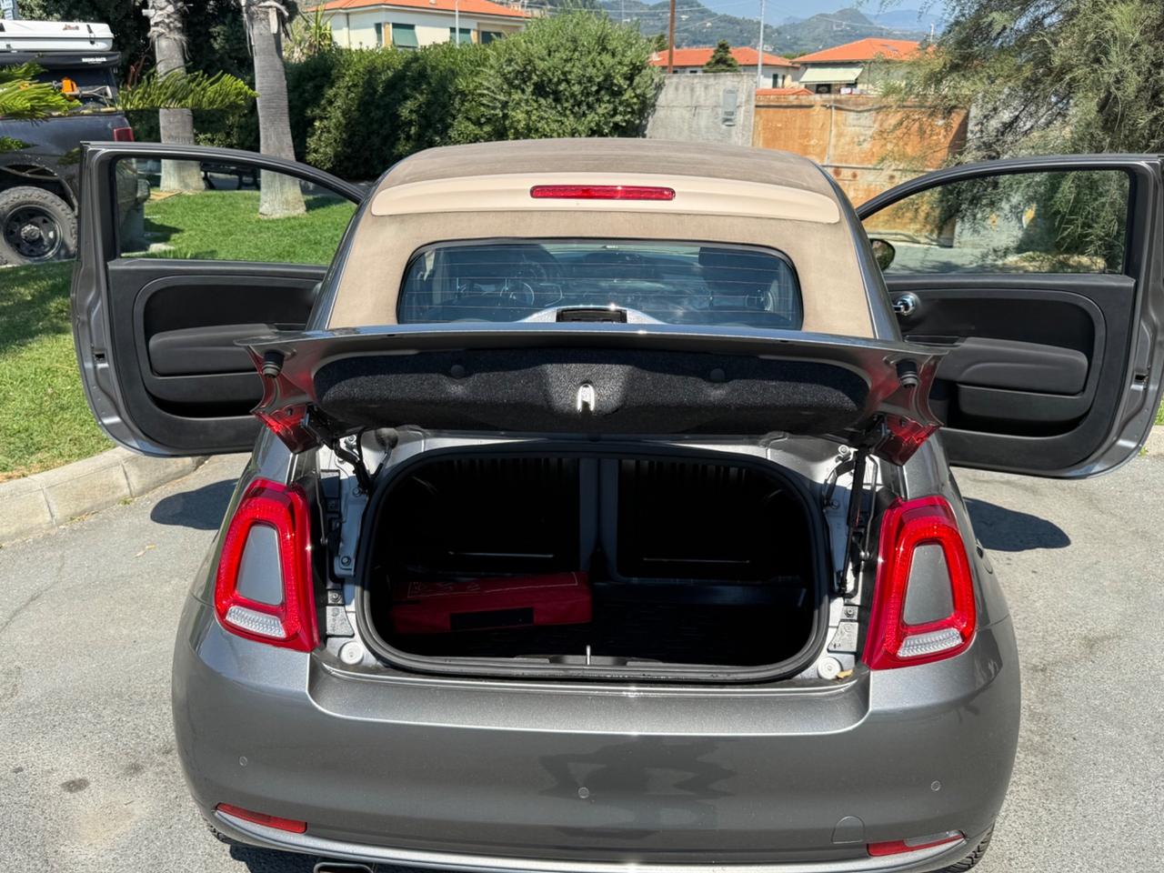 Fiat 500 C 1.0 Hybrid Lounge