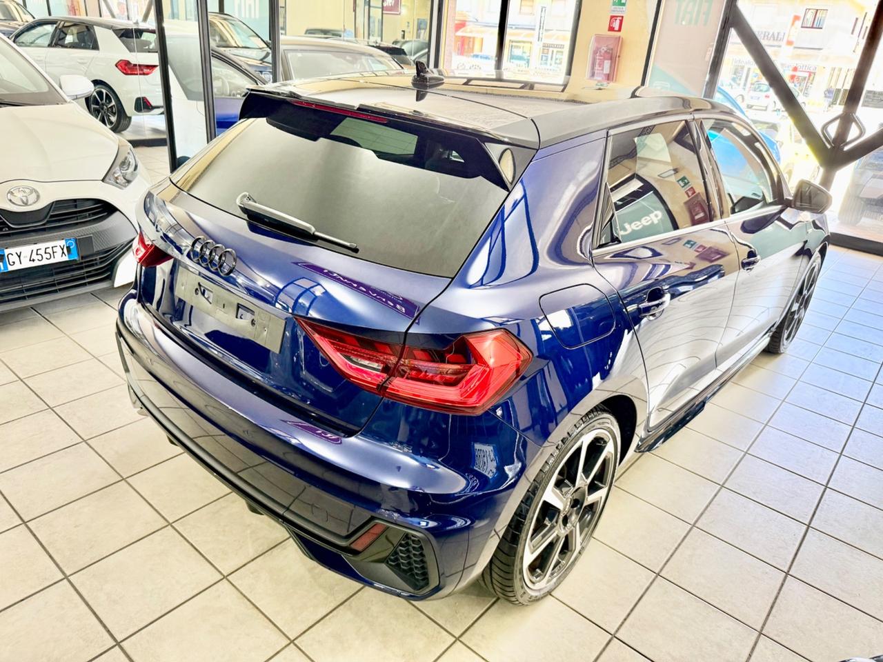 Audi A1 SPB 30 TFSI S tronic Identity Black