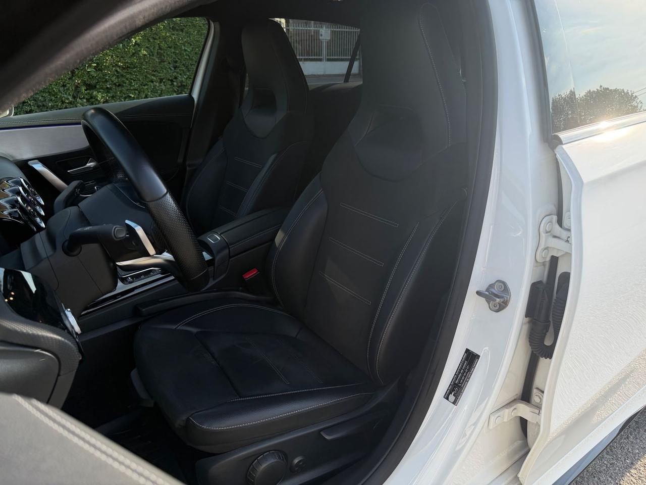 Mercedes-Benz A 180 AMG Line Premium A 180 #11354