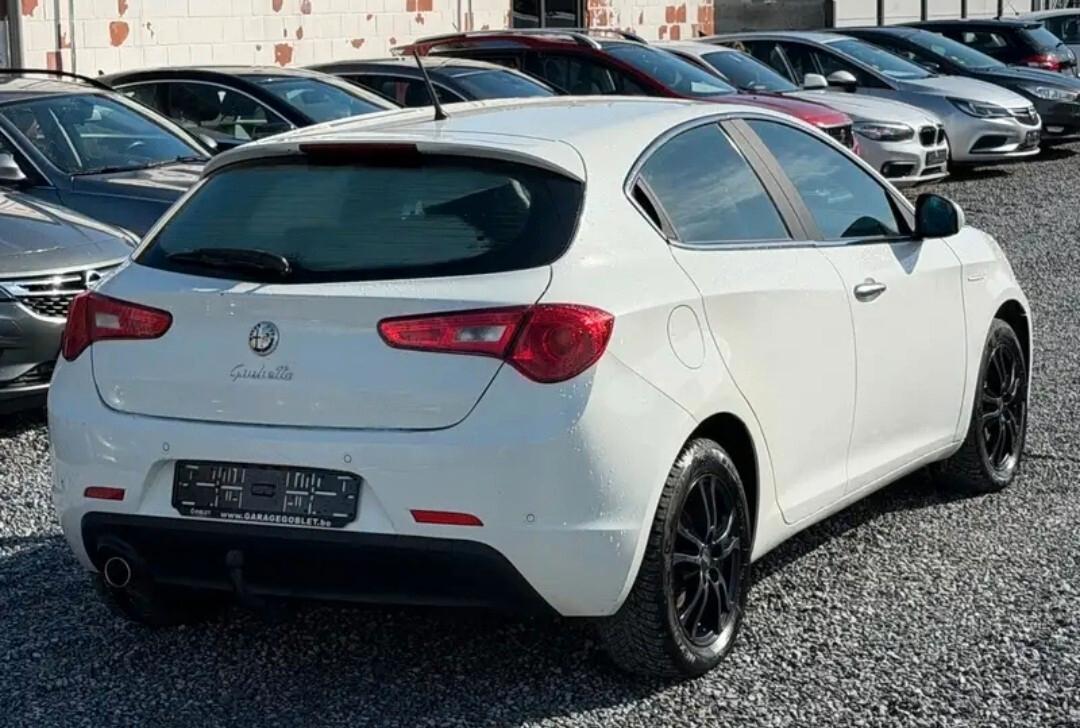Alfa Romeo Giulietta 1.6 JTDm-2 105 Cv(unico proprietario)