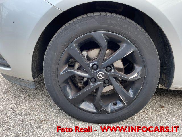 OPEL Corsa 1.2 5 porte Black Edition NEOPATENTATI