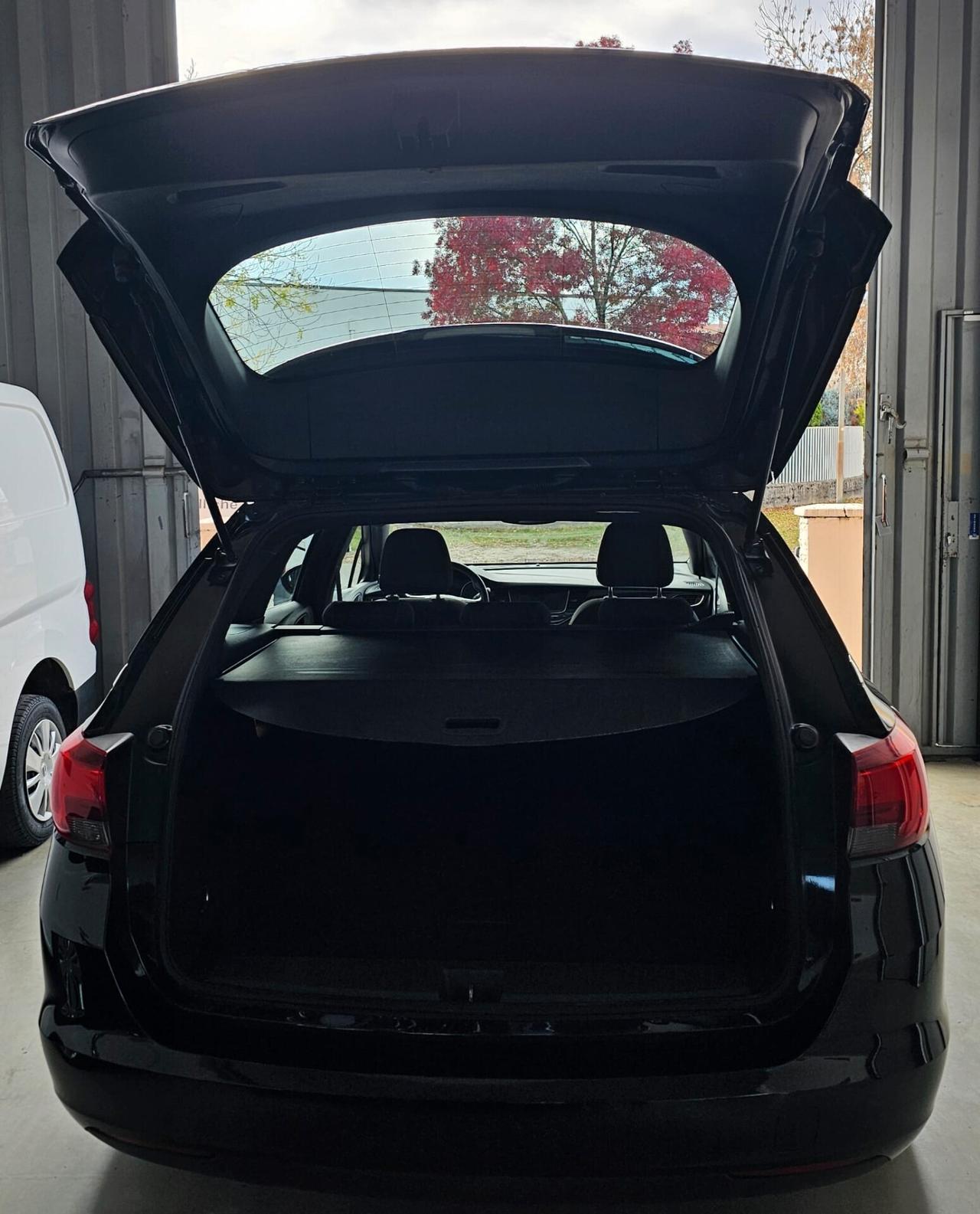 Opel Astra 2019 Unico proprietario