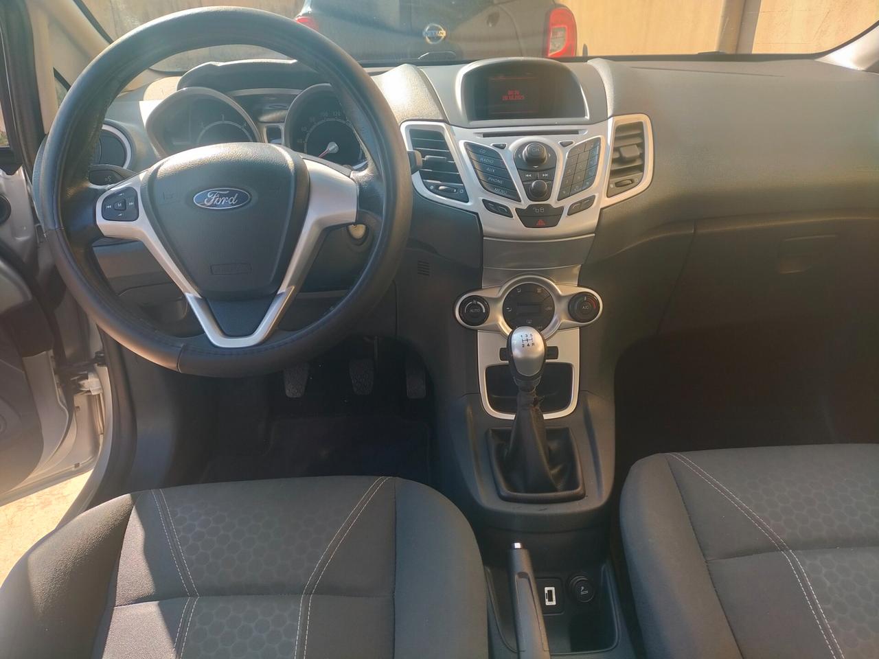 Ford Fiesta 1.4 TDCi 5p. Ghia