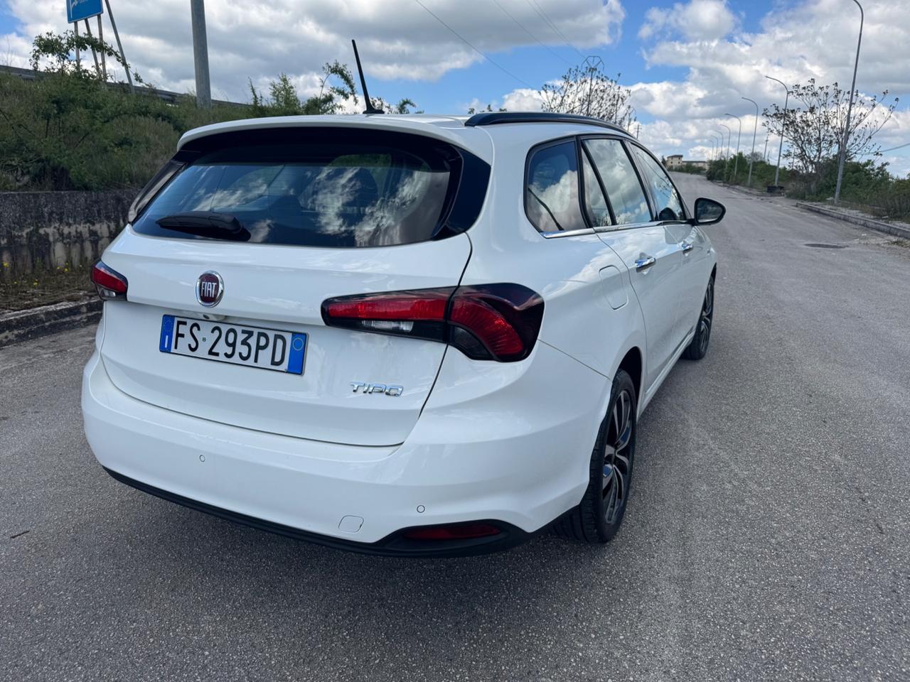 Fiat Tipo 1.6 Mjt S&S SW Lounge
