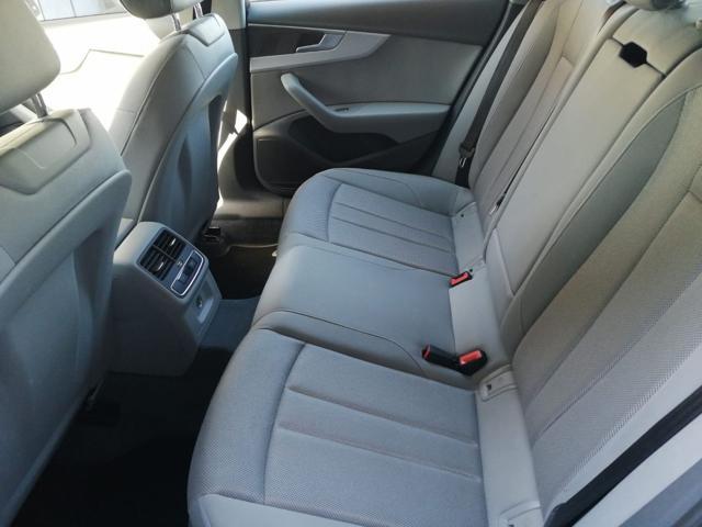 AUDI A4 Avant 35 TDI S tronic S line edition