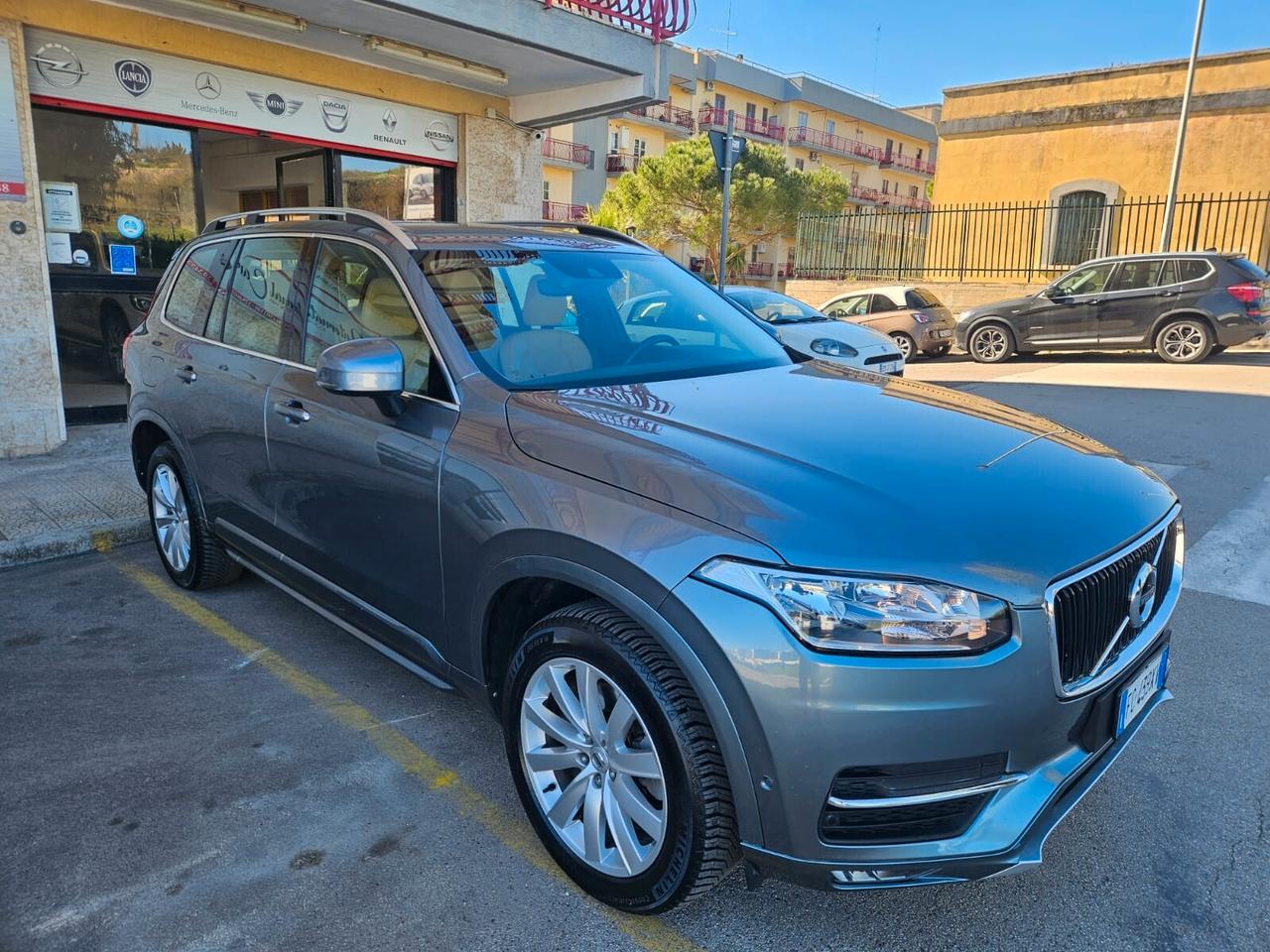 XC90 D5 AWD 7posti Inscription gancio traino elettrico