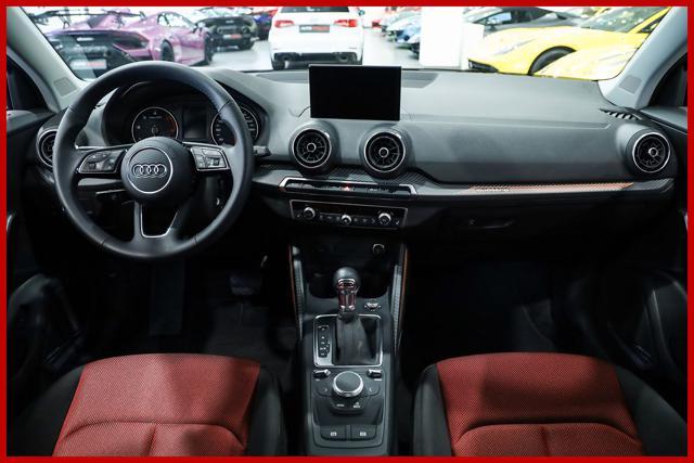 AUDI Q2 35 TDI quattro S tronic Business Plus