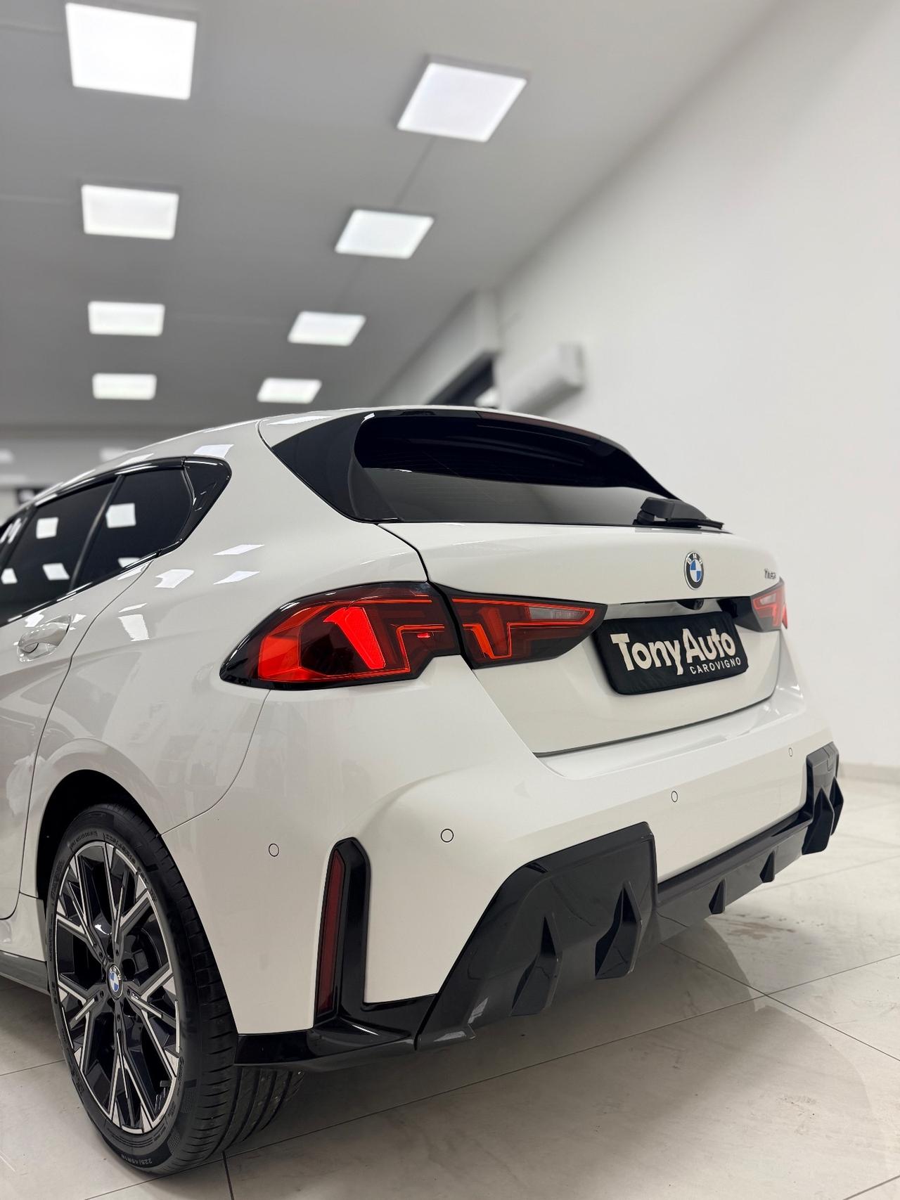 Bmw 118 118d MSport design LUCI SOFFUSE,APPLE CARPLAY,TELECAMERA.NAVI,GARANZIA UFFICIALE 24 MESI