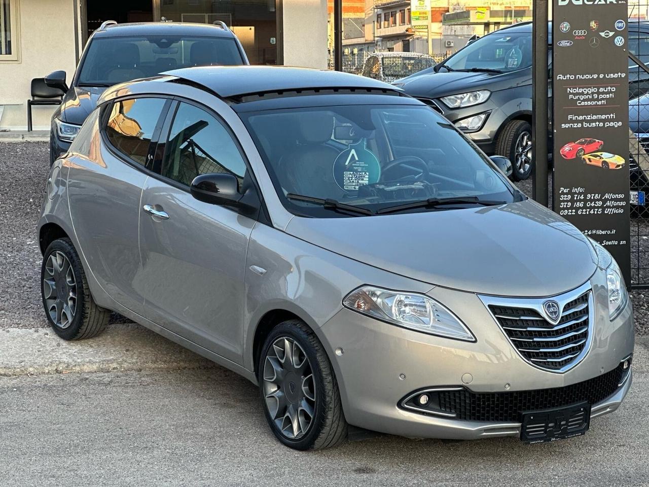 Lancia Ypsilon 0.9 TwinAir 85 CV 5 porte S&S Platinum