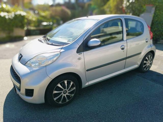 Peugeot 107 1.0 12v Urban Move 5p