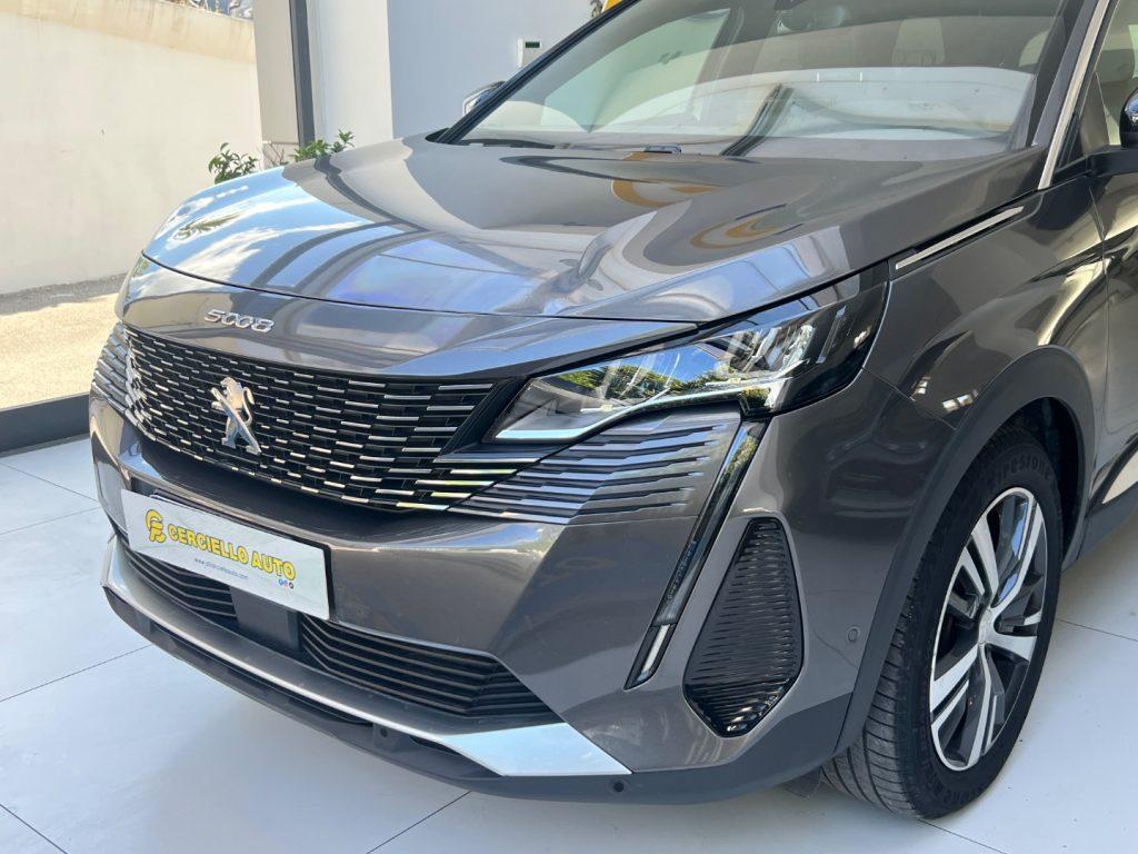 Peugeot 5008 BlueHDi 130 S&S EAT8 Allure Pack da€259,00 mensili