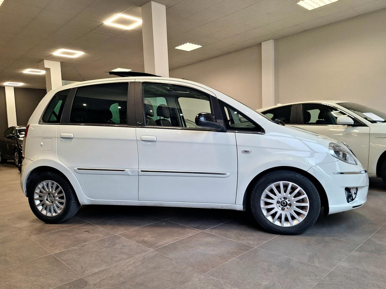 Lancia MUSA 1.3 Mjt 95 CV 5th Avenue