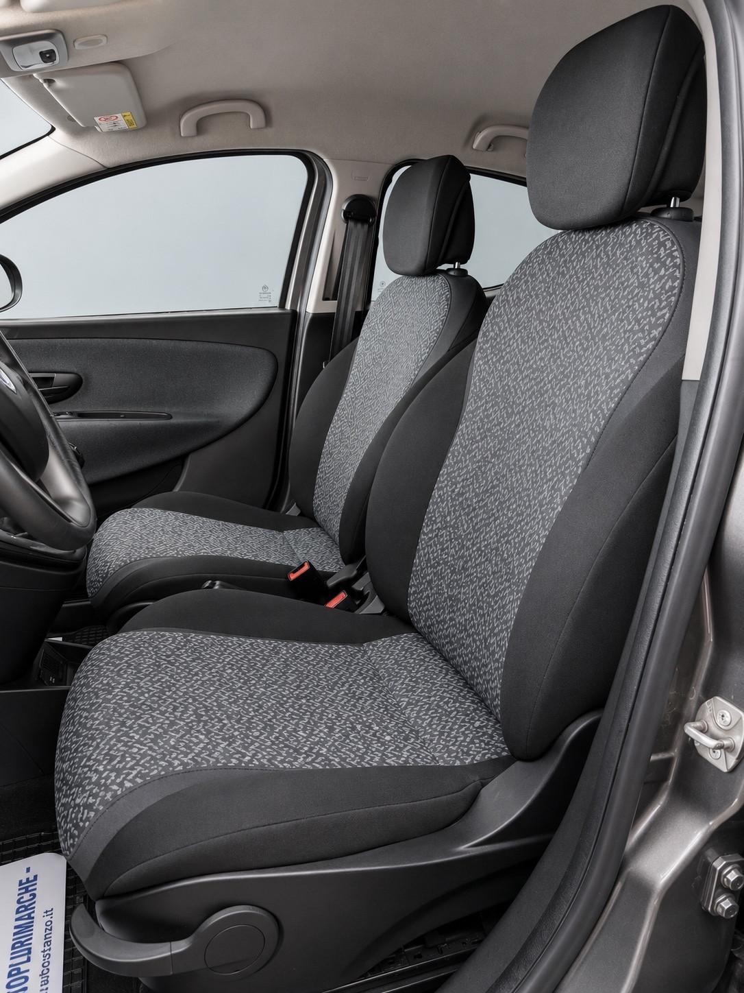 Lancia Ypsilon 1.0 Hybrid Ecochic Gold 2022
