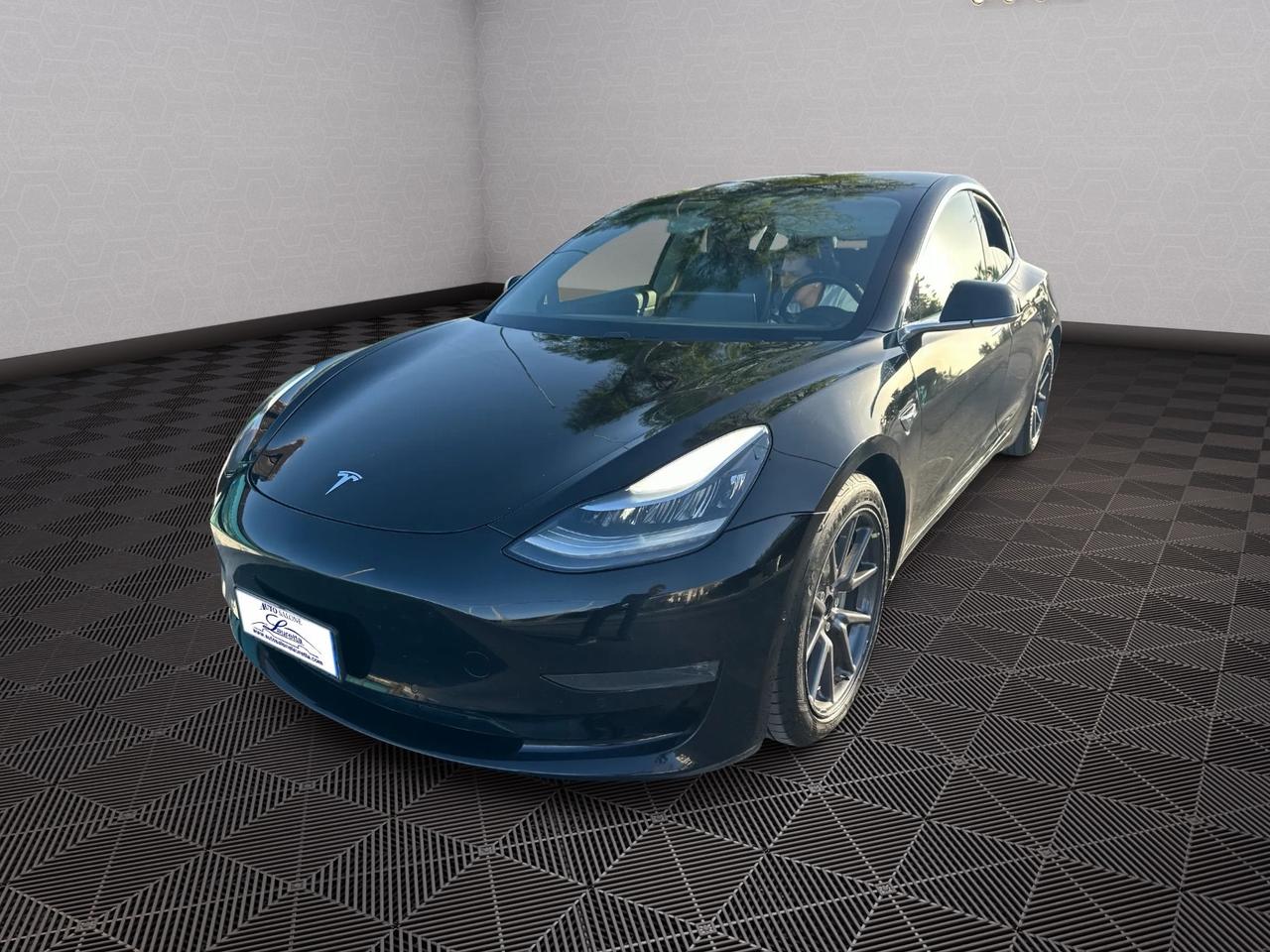 Tesla Model 3 Long Range Dual Motor AWD
