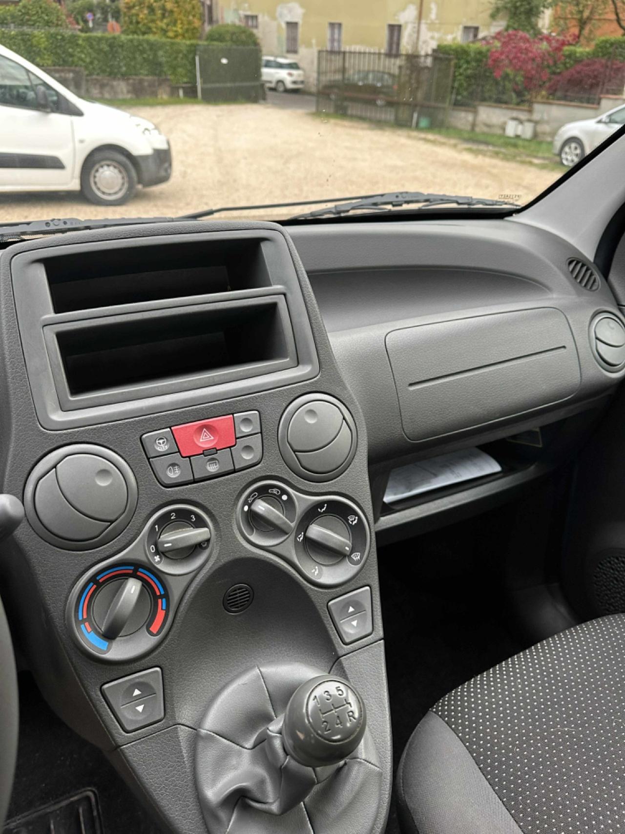 Fiat PANDA 1.1 ACTIVE KMCERT GARANZ UNICOPR