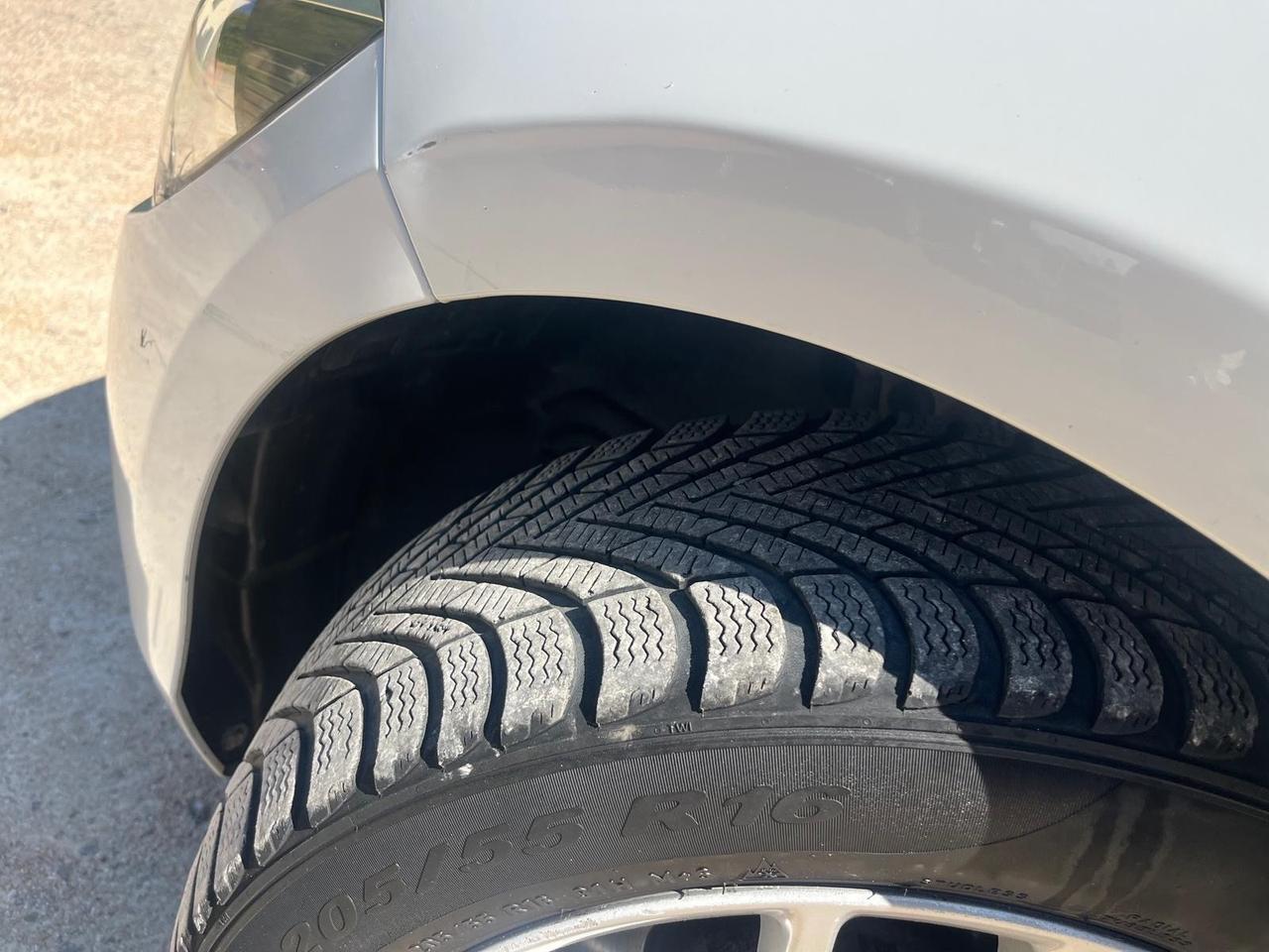 Bmw 118 2.0 Diesel - Tettuccio Apribile