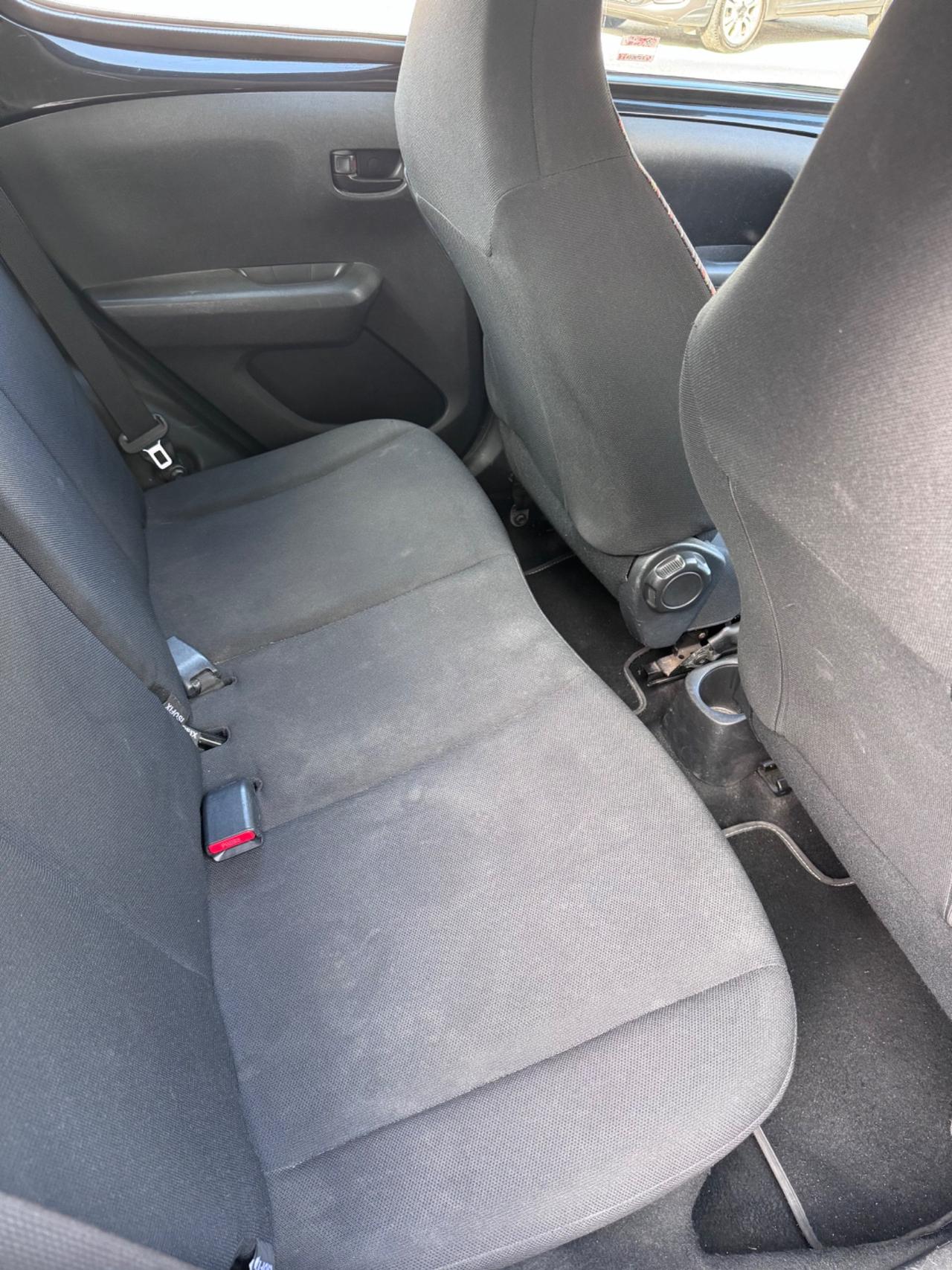 Citroen C1 VTi 68 ETG 5 porte Shine