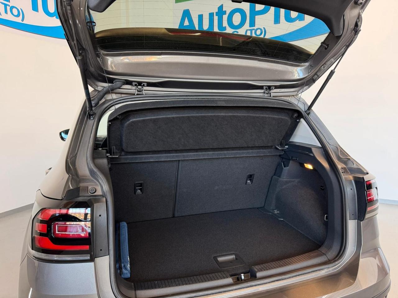 Volkswagen T-Cross 1.6 TDI DSG SCR Advanced BMT