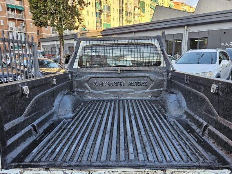 Mitsubishi L200 L200 c 2.4d 4wd 154cv