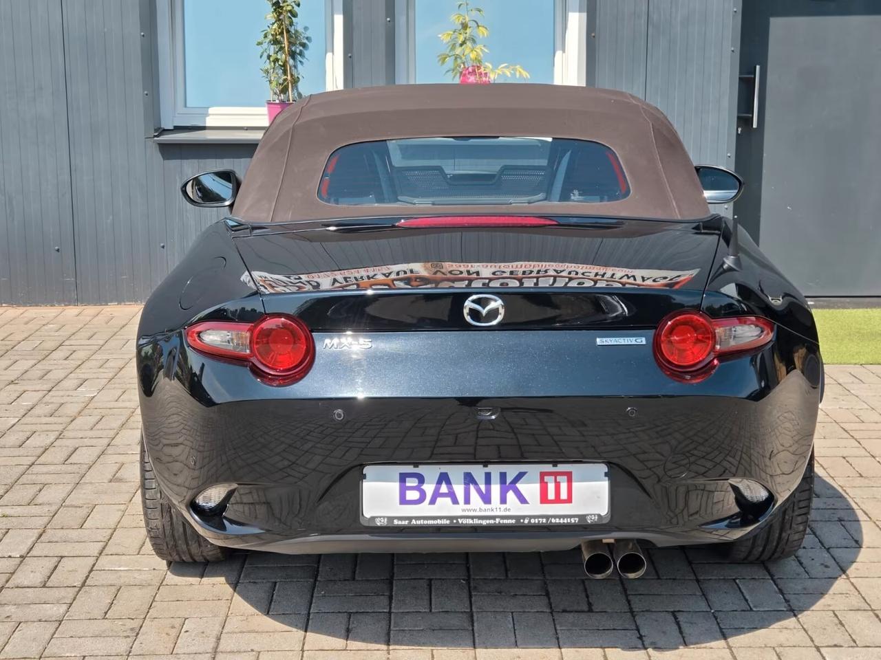 Mazda MX-5 2.0L Skyactiv-G RF Kazari