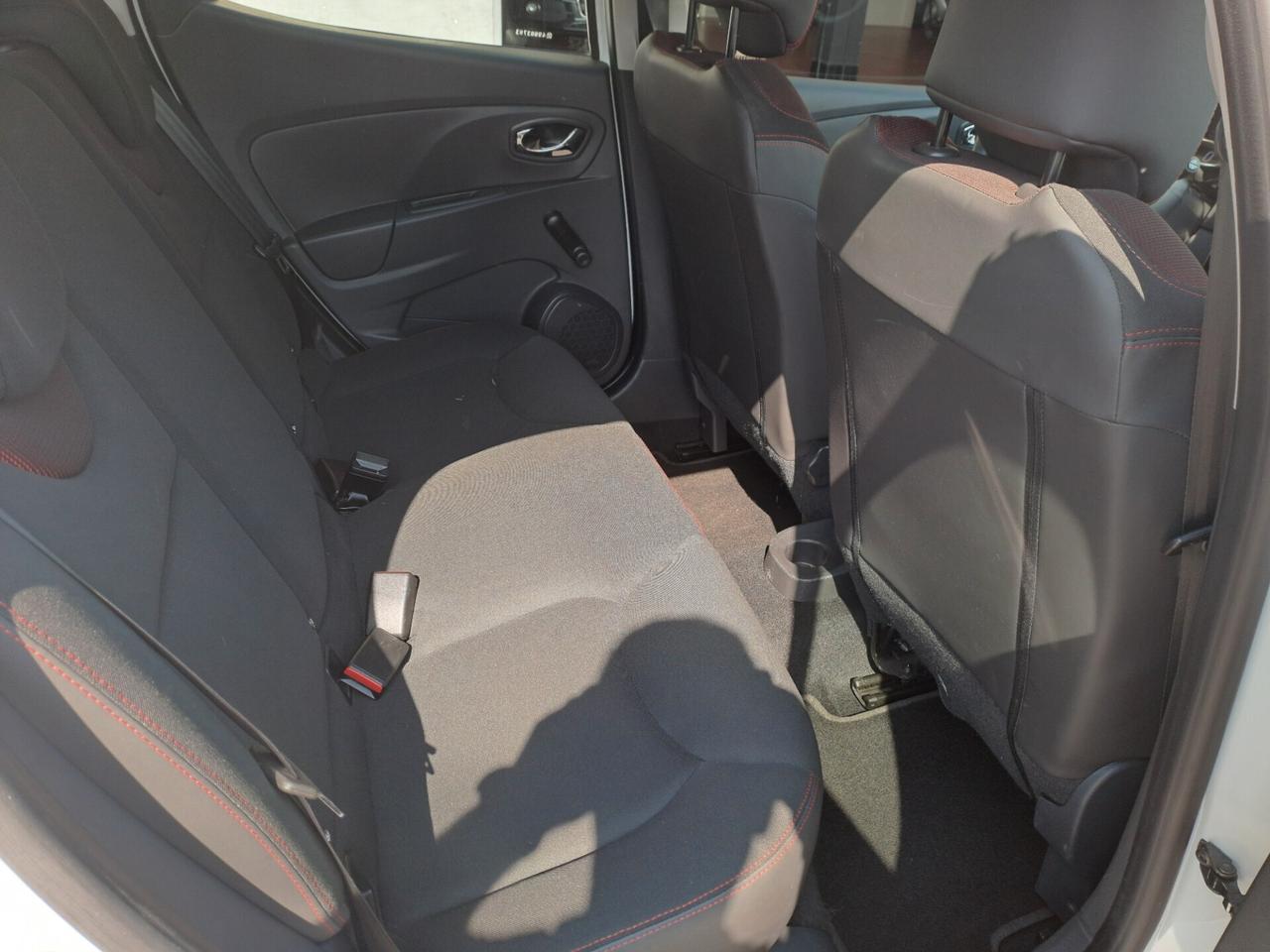 Renault Clio 1.2 75CV 5p OK NEOPATENTATI