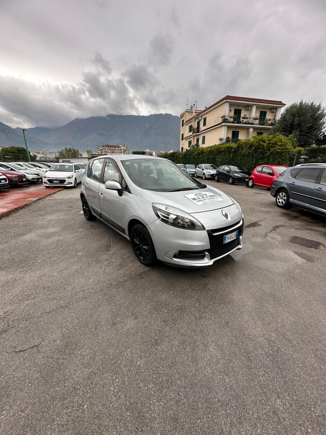 Renault Scenic Scénic XMod 1.5 dCi 110CV EDC Bose