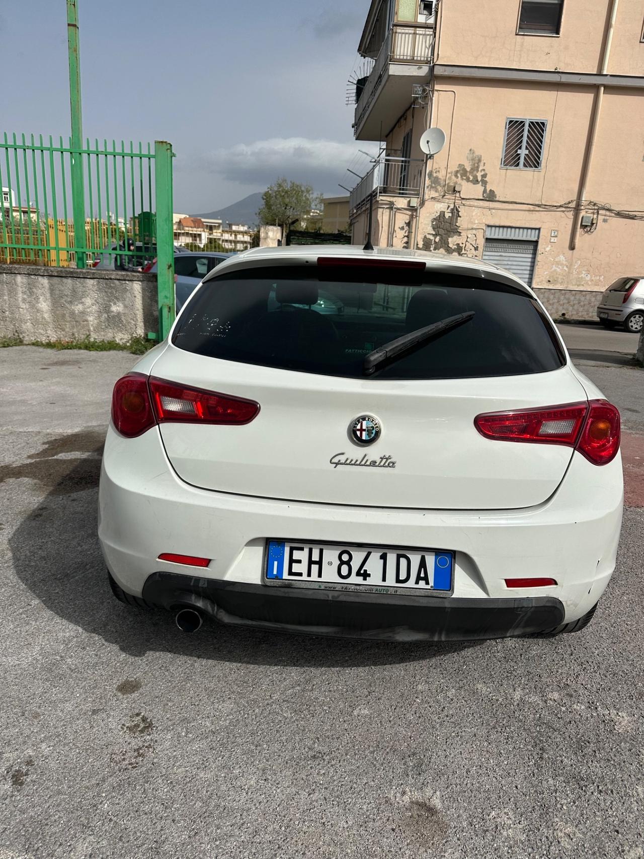 Alfa Romeo Giulietta 1.6 JTDm-2 105 CV Distinctive