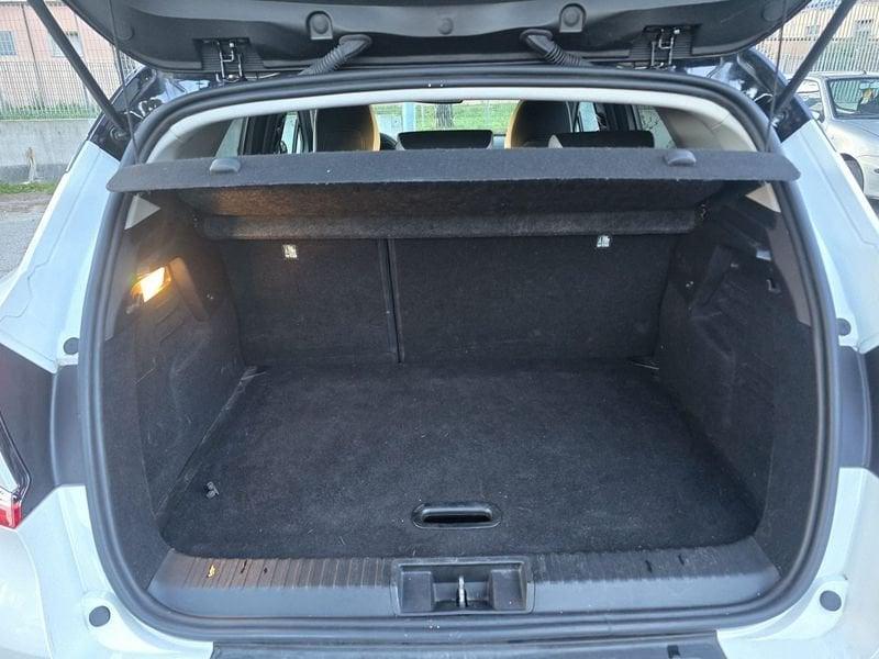 Renault Captur E-Tech hybrid 1.6 E-TECH HEV 145 TECHNO AUTO