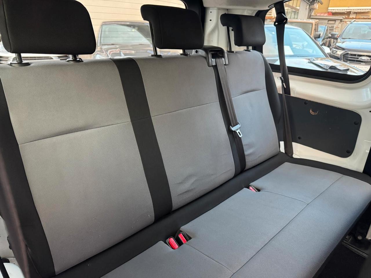 Peugeot Expert BlueHDi 120 S&S PL-TN Combi Standard PERFETTO FATTURABILE