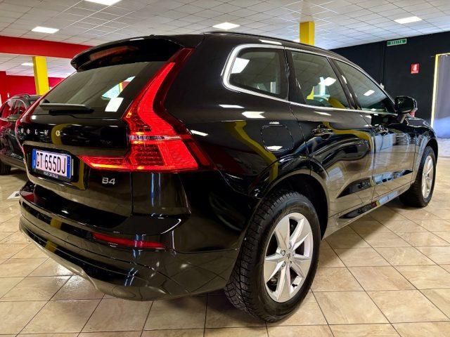 VOLVO XC60 B4 (d) automatico Core UNIPRO - CERTIFICATA