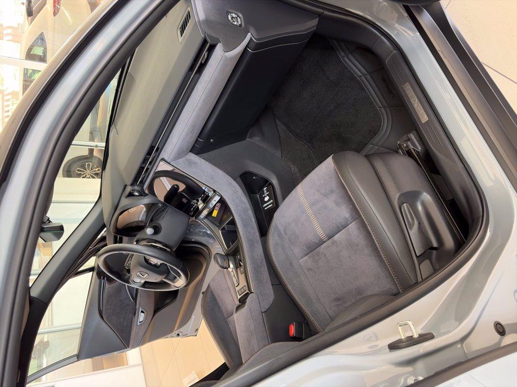 LEXUS LBX 1.5 hybrid Cool 4wd del 2025