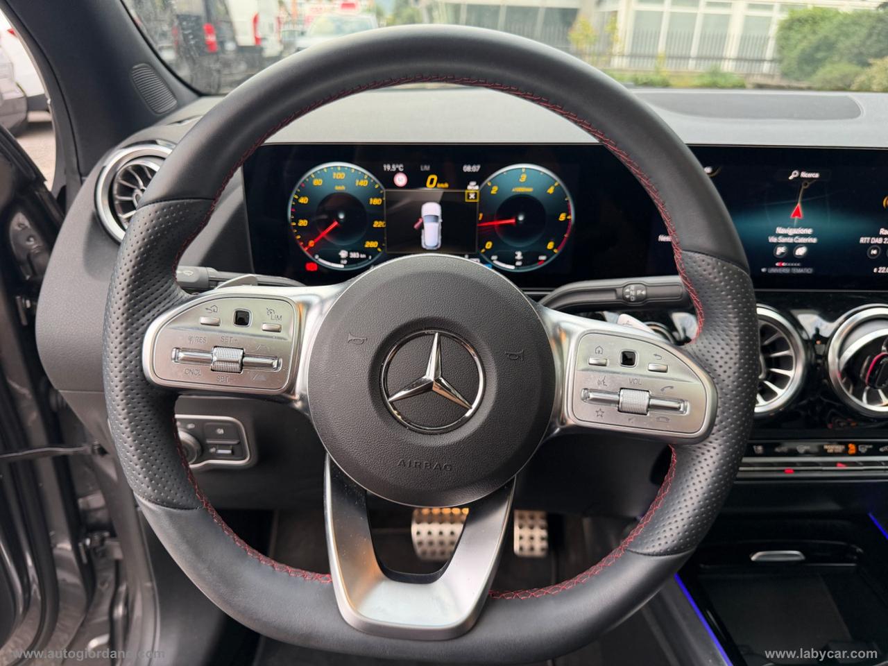 MERCEDES-BENZ GLA 200 d Automatic 4Matic Premium AMG LINE