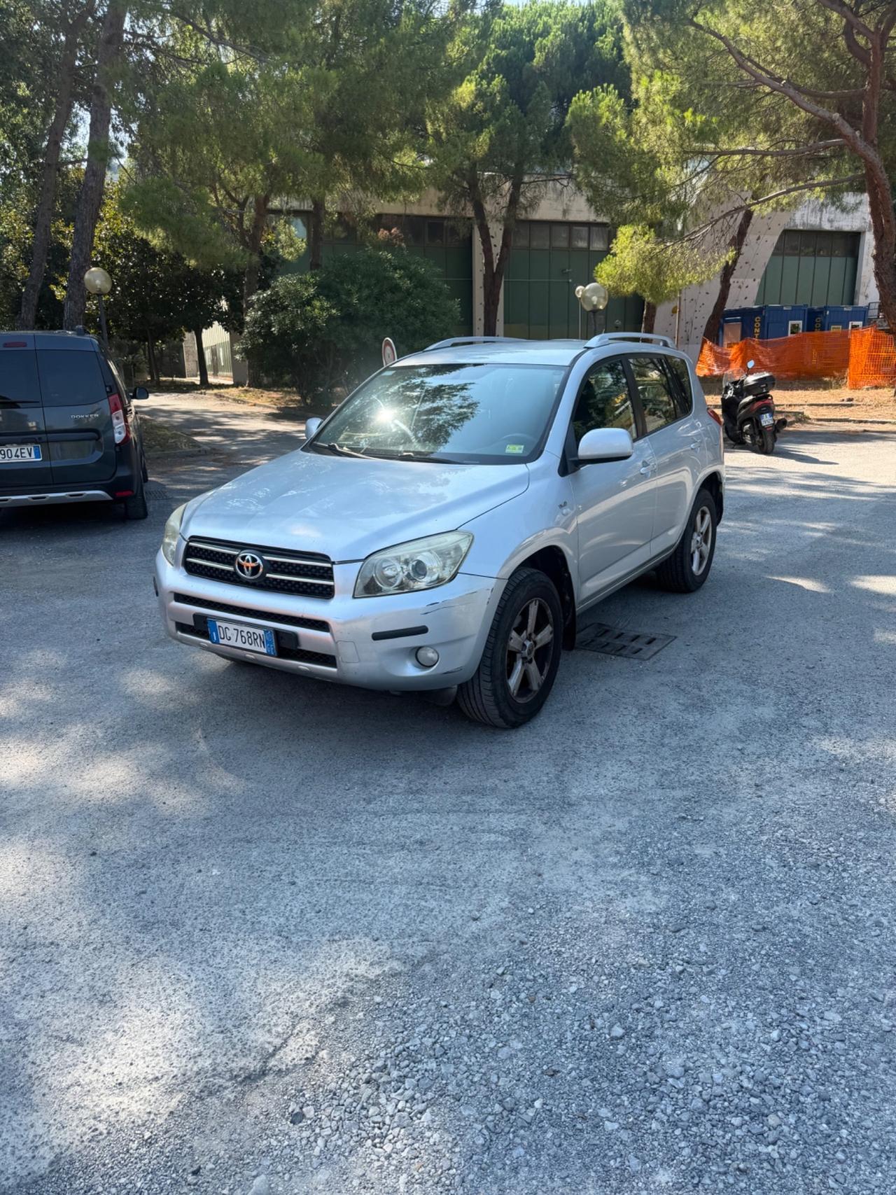 Toyota RAV 4 RAV4 2.2 D-4D 136 CV Luxury