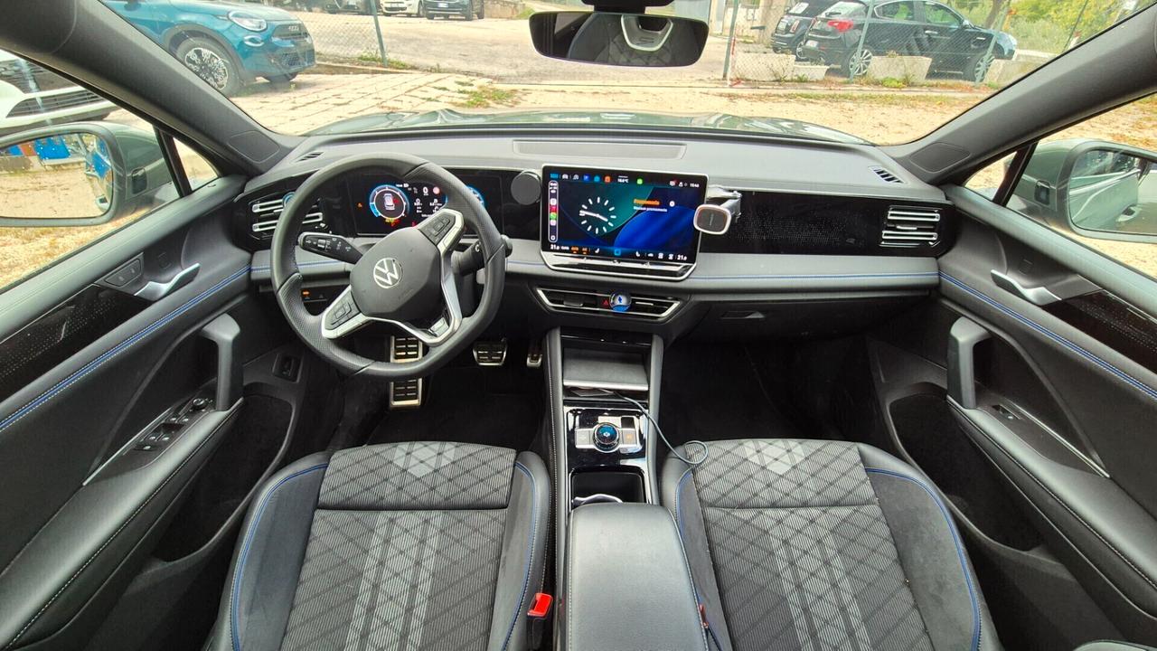 Volkswagen Tiguan 2.0 TDI 150 CV SCR DSG R-Line